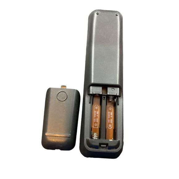 Philips Home Theater System Remote Control - Picture 3 of 6